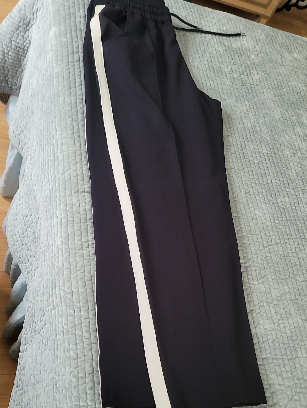 Black Side-Stripe Wide Leg Pants - Women